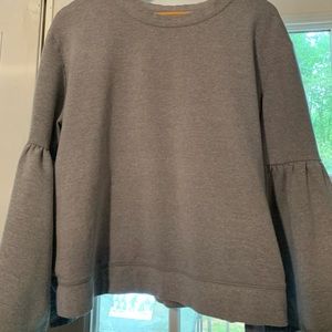 Soho Streets- Womens XL, gray top. Long sleeves and puffy. So soft.